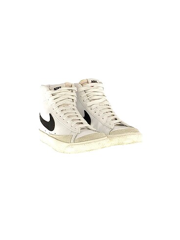 Nike Nike Spor Ayakkabı %70 İndirimli.