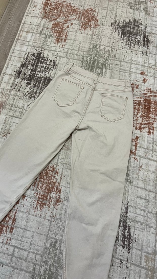 Ekru Yüksek Bel Comfort/Esnek Mom Kesik Paça Jean - Görsel 3