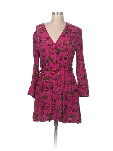 Zara Kısa Elbise %70 İndirimli.