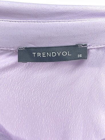 36 Beden çeşitli Renk Trendyol & Milla Gömlek %70 İndirimli.