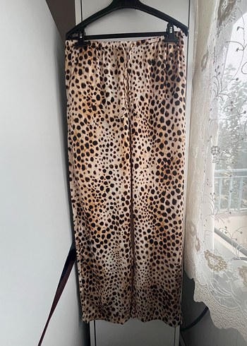 s Beden Kahverengi Leopar Desenli Kadın saten Pantolon