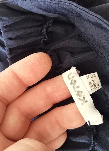 42 Beden lacivert Renk Saten pantolon 