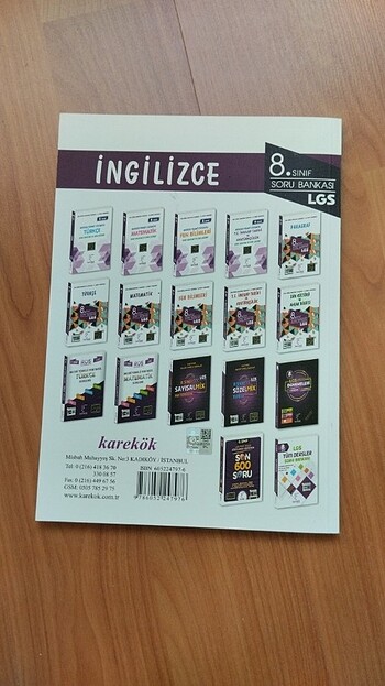 KAREKÖK YAYINLARI İNGİLİZCE 8.SINIF SORU BANKASI