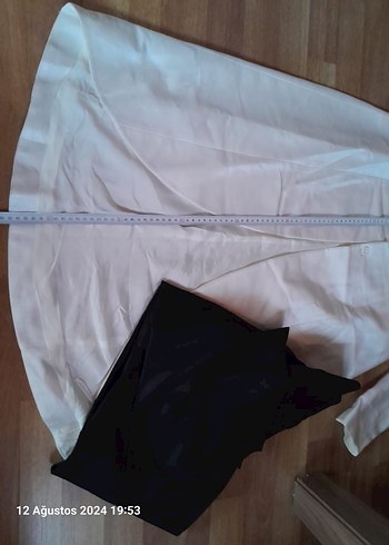 Beyaz Mini Düğmeli Tuxedo Ceket - Görsel 7