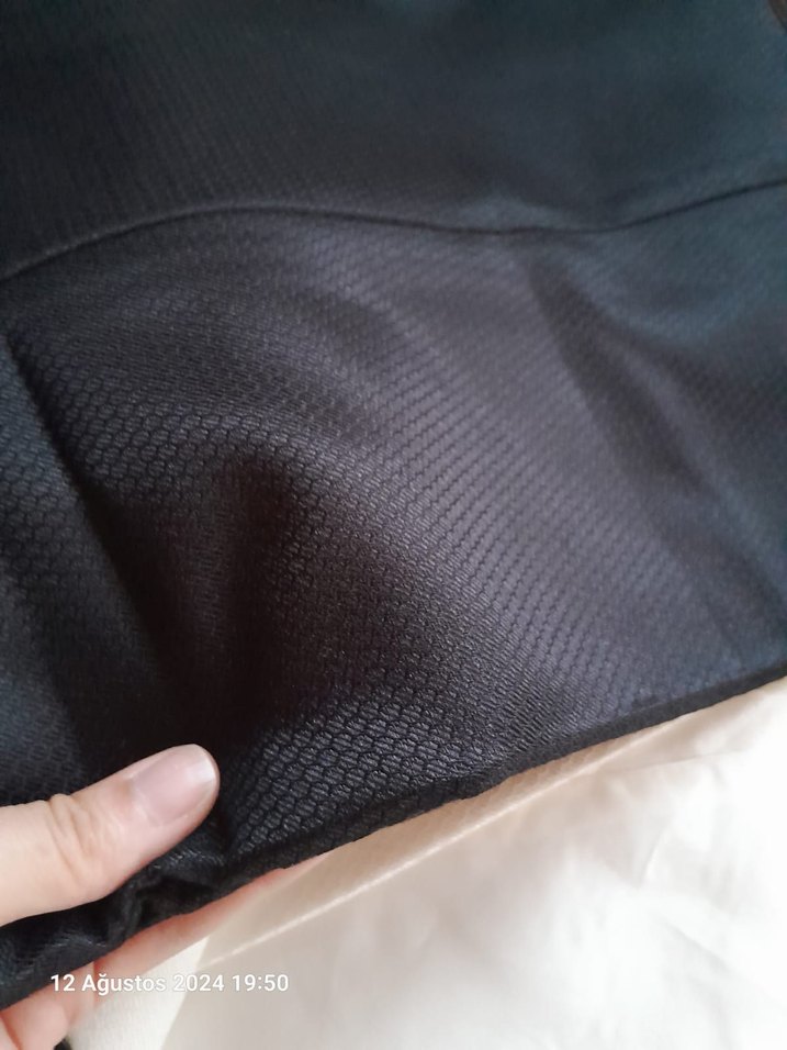 Beyaz Mini Düğmeli Tuxedo Ceket - Görsel 4