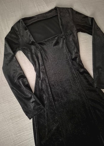 Siyah Uzun Kollu Kadife Elbise - Görsel 2