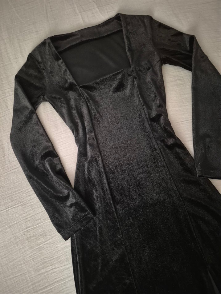 Siyah Uzun Kollu Kadife Elbise - Görsel 2