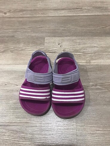 adidas çocuk sandalet