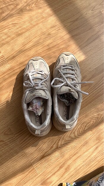 39 Beden beyaz Renk skechers kadın spor ayakkabı