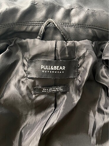m Beden siyah Renk Pull and Bear deri ceket