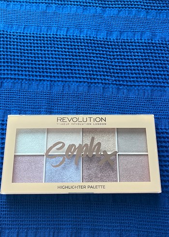 Revolution Sophx
