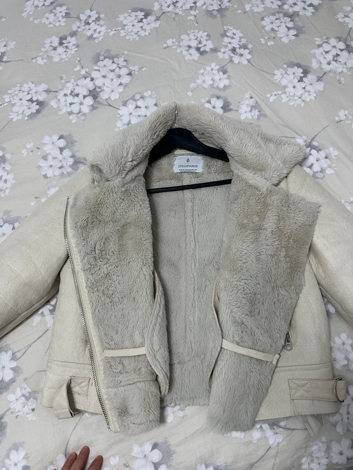 Peluş Detaylı Kadın Midi Ceket - Görsel 4