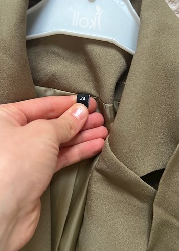 Kemerli Kısa Kadın Bej Blazer Ceket - Görsel 3