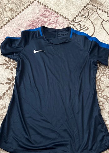 Nike Lacivert Spor Tisortu
