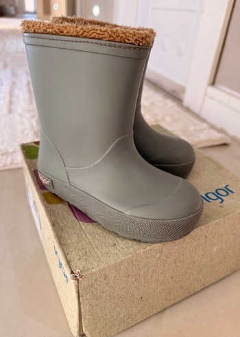 25 Beden haki Renk Erkek Çocuk İgor bot