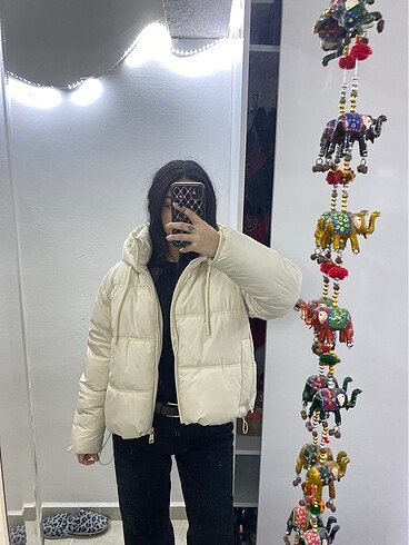 Zara Zara beyaz mont