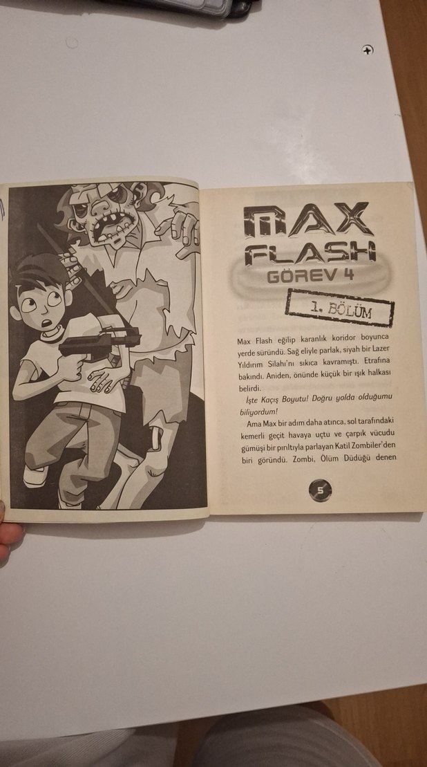 Max Flash Görev 4: Tehlikeli Mumya Çocuk Kitabı - Görsel 3