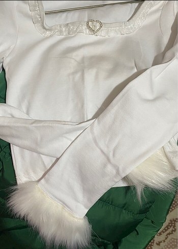 Bershka Beyaz Dantel Detaylı Uzun Kollu Kadın Bluz crop