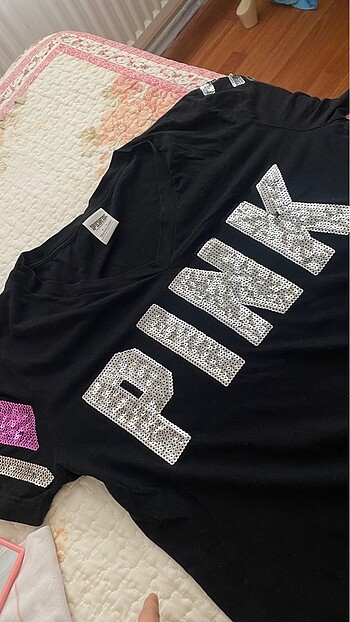 Pink yazılı victoria secret tişört