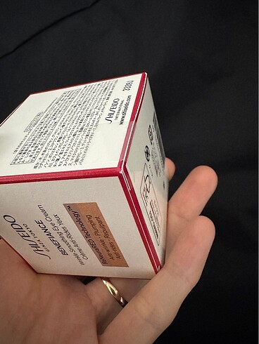 Shiseido benefiance wrinkle smoothing eye cream - Görsel 3