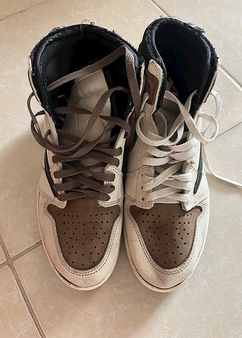 Nike Krem Beyaz Bagcikli Nike Air Jordan