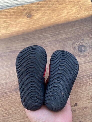 21 Beden kırmızı Renk Nike sandalet