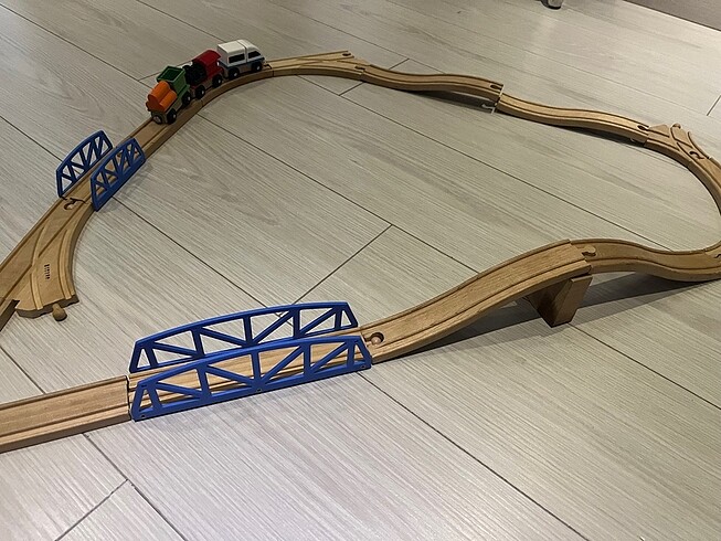 Ikea İkea oyuncak tren yolu ve vagonları