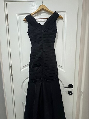 Siyah balık abiye elbise - Görsel 2