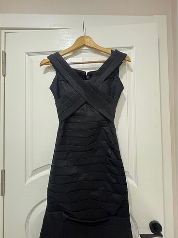 Siyah balık abiye elbise - Görsel 3