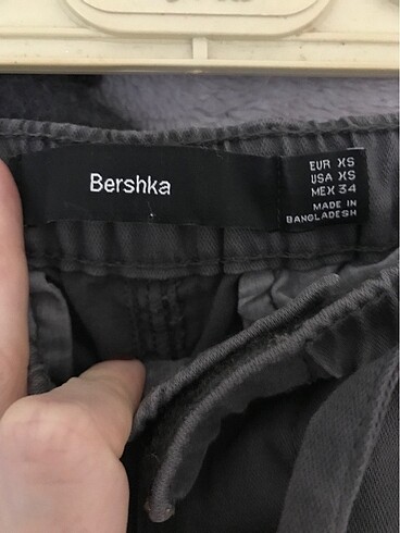 xs Beden Kadın bershka paraşüt pantolon