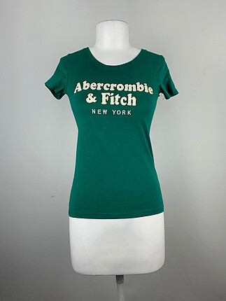 Diğer T-shirt %70 İndirimli.