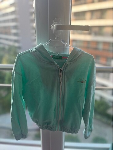 Benetton Kapüşonlu Üst