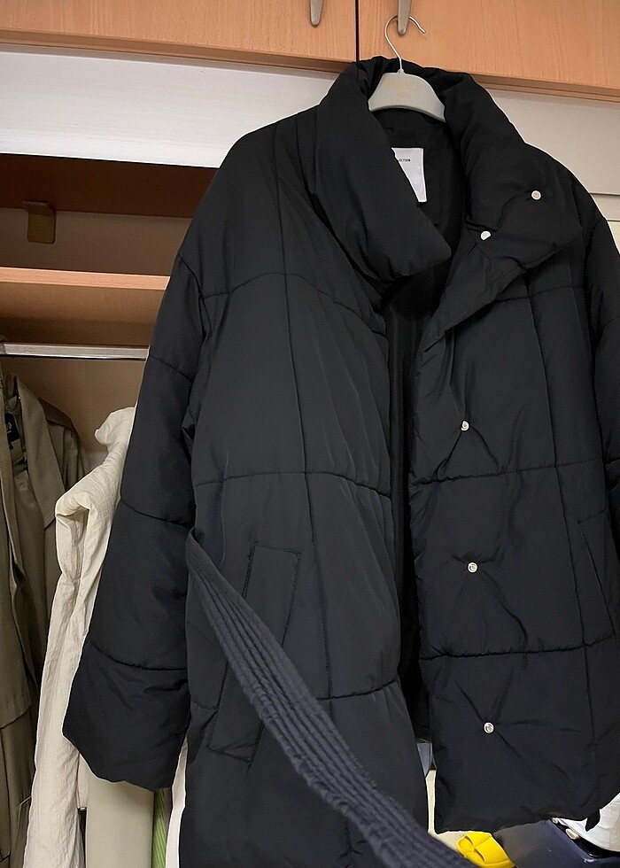 Bershka Şişme Mont - Görsel 3