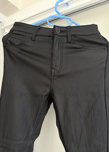 Siyah Kadın Dar Kesim deri Pantolon - Görsel 3