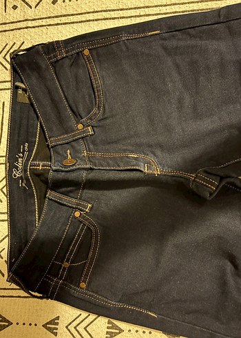 Kadın Koyu Mavi Denim Jean - Görsel 3