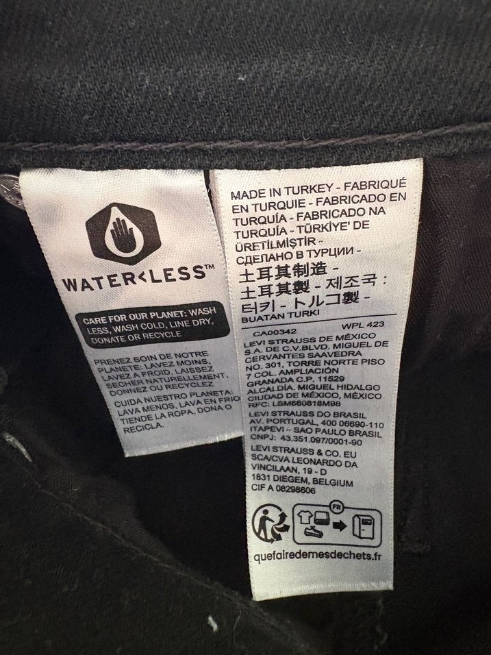 Levis Siyah Dar Kesim Kadın Kot Pantolon - Görsel 5