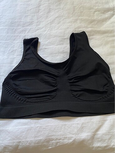 Siyah crop