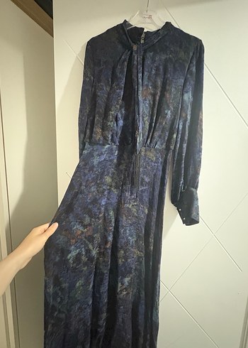 Zühre Uzun Kollu Lacivert Batik Bohem Elbise