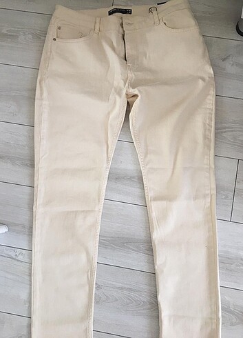 50/32 beden koton ekru pantolon