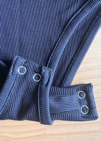 Kadın Siyah Tek Omuz Cut out Detaylı Likralı Çıtlı Body - Görsel 2