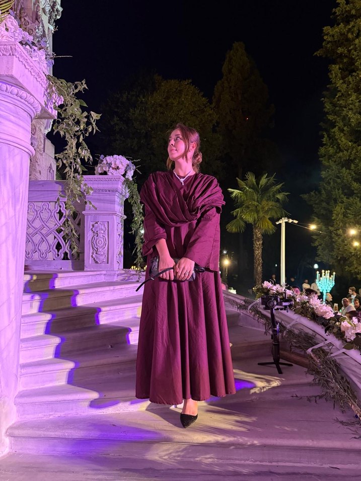 Bordo Uzun Kollu Drapeli Straplez Kadın Elbise - Görsel 3