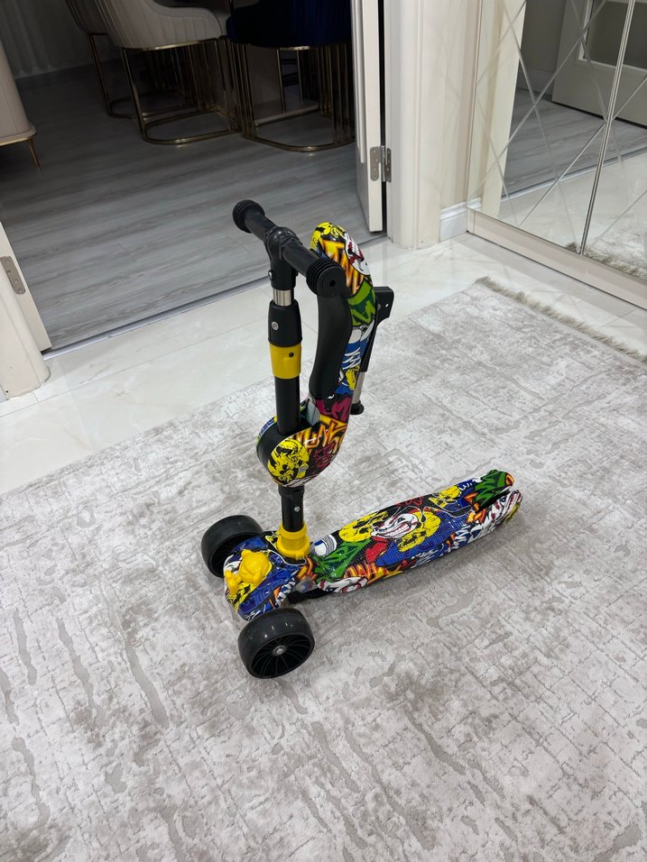 Renkli Çocuk Scooter'ı - Görsel 4