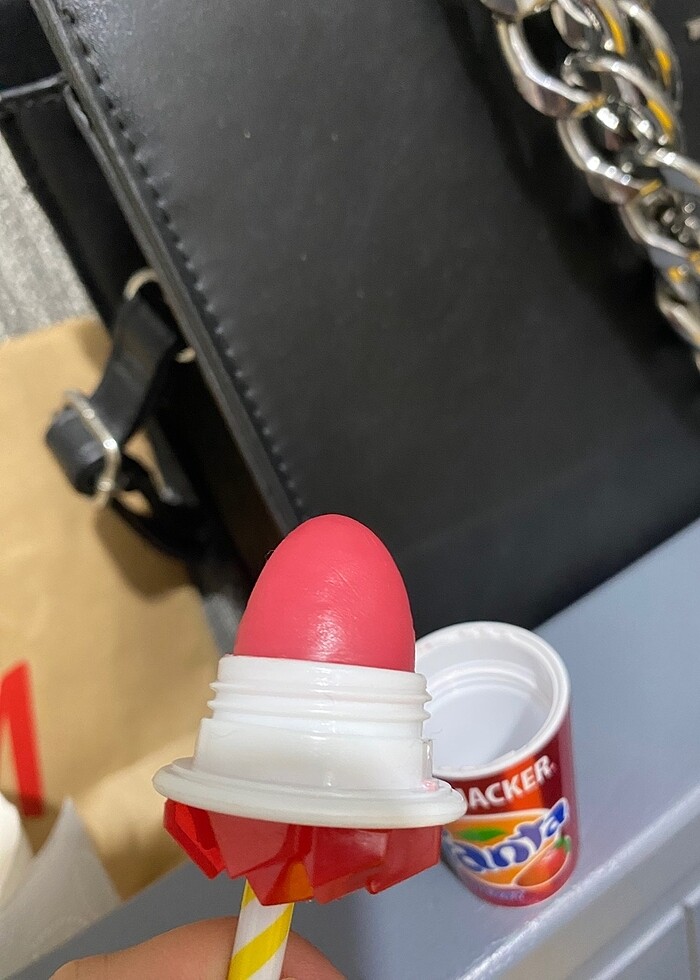 Lip smacker fanta lip balm - Görsel 2