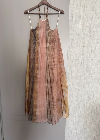 Zara batik desen boncuklu viral elbise
