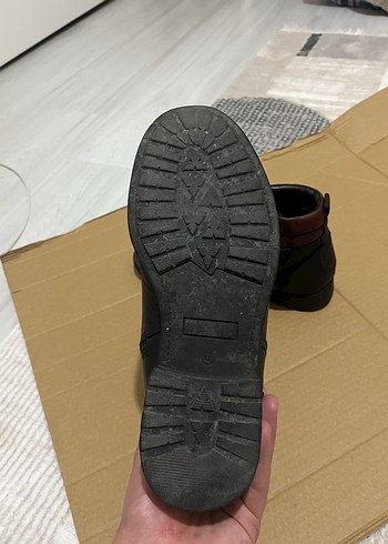 Su geçirmez içi kürklü 42 numara çok sıcak tutuyor. - Görsel 5