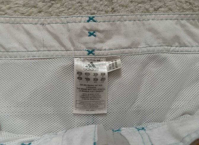 l Beden Adidas şort