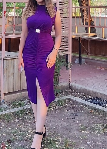 Kadın Mor Vücuda Oturan Kolsuz Drape Detaylı Kemerli Midi Esnek 