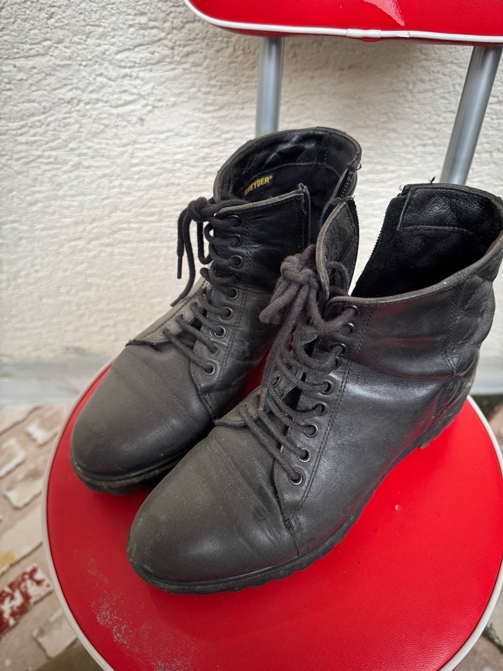 Siyah Deri Yüksek Topuklu Bağcıklı Bot - Görsel 2