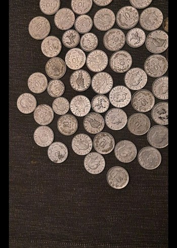 Gri ve Kahverengi Klasik Para Koleksiyonu - Görsel 3