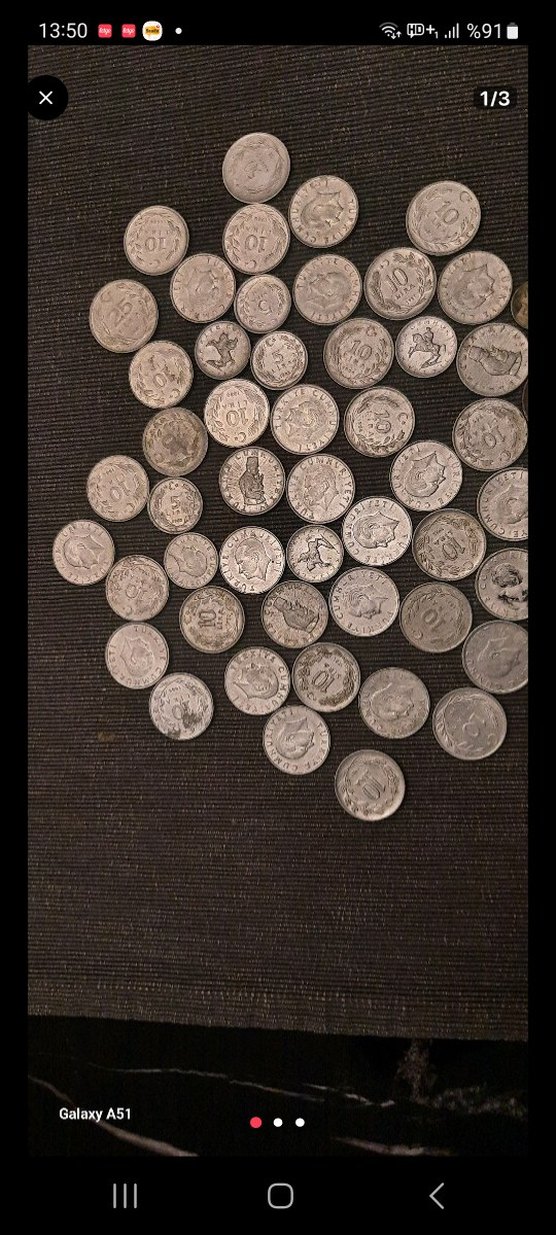 Gri ve Kahverengi Klasik Para Koleksiyonu - Görsel 3